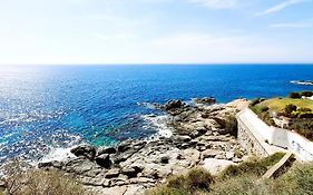 Meda Chica Roses Canyelles, Costa Brava